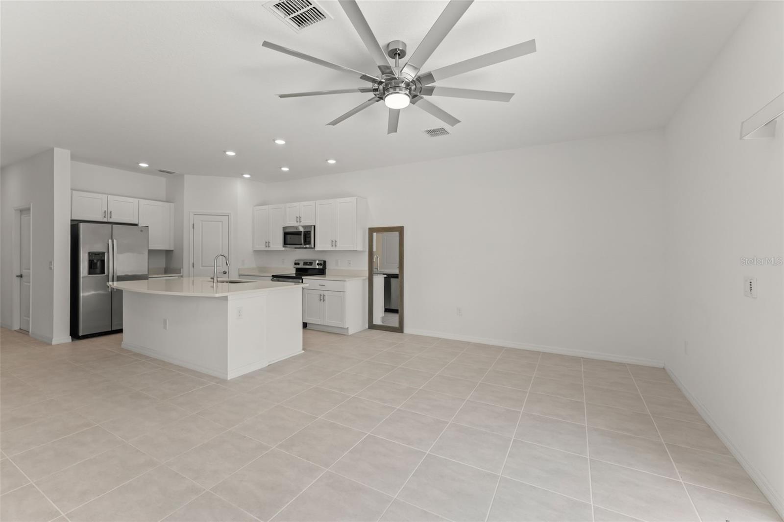 BELLALAGO POD G TOWNHOMES - Residential