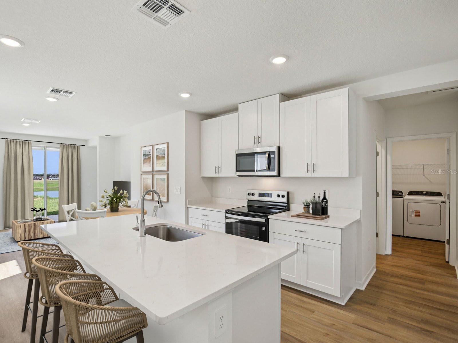 MAGNOLIA BAY - Residential