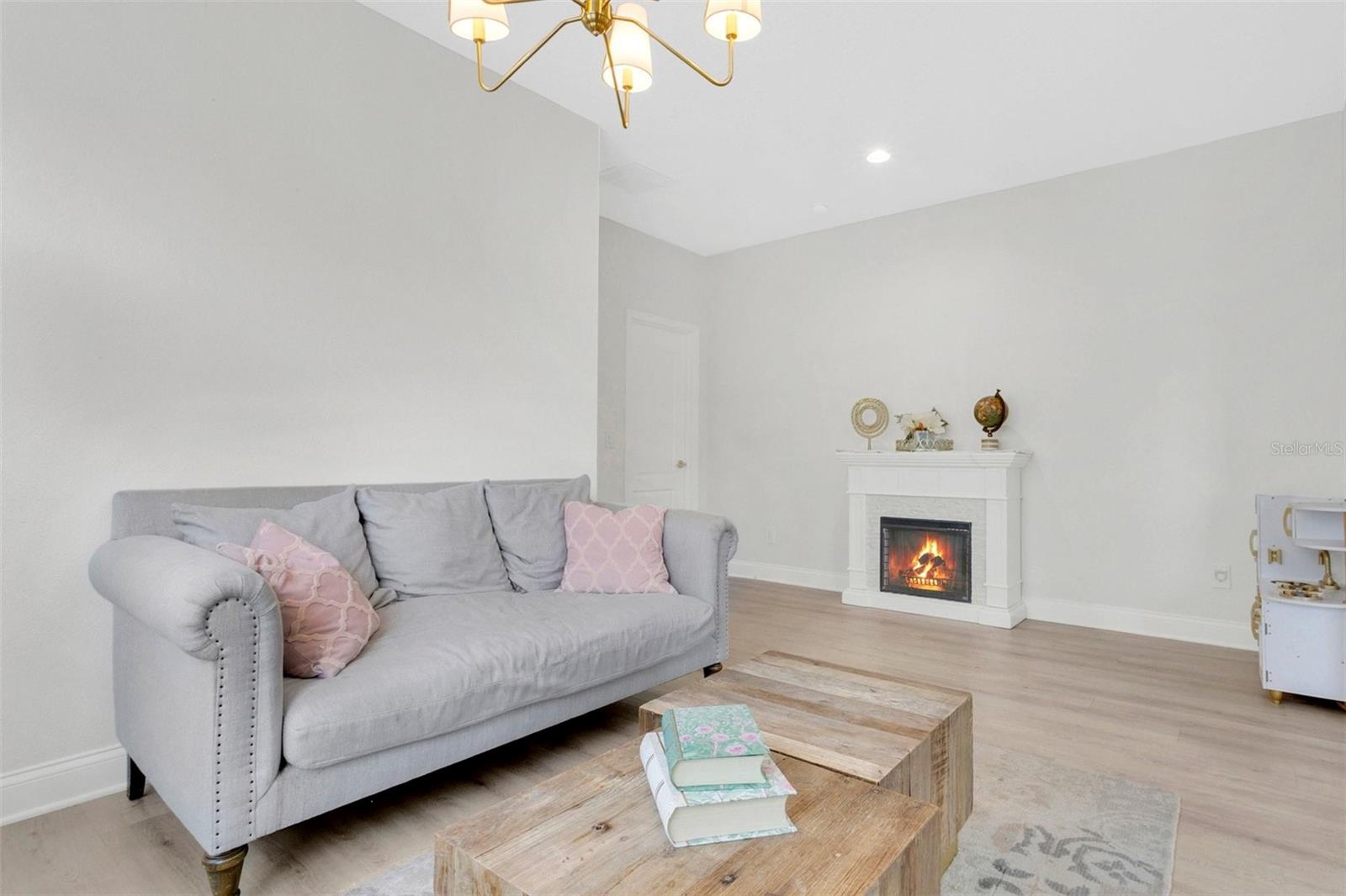 BALDWIN PARK - Residential