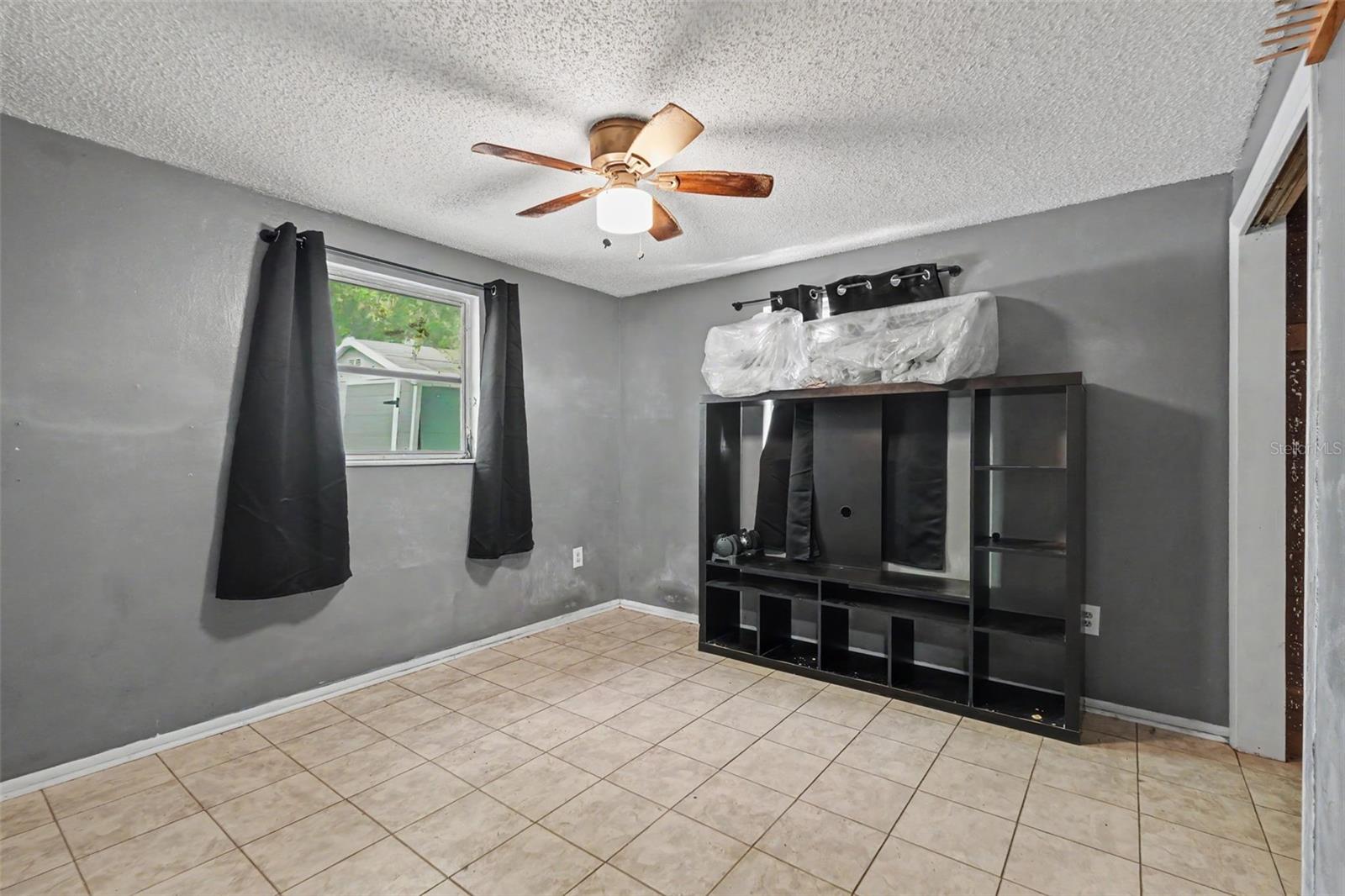 BEACON SQUARE - Residential