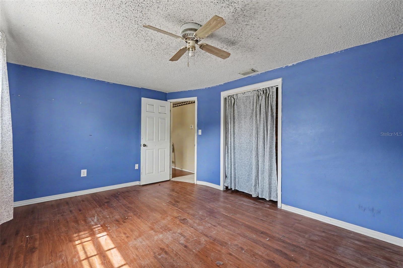 BEACON SQUARE - Residential