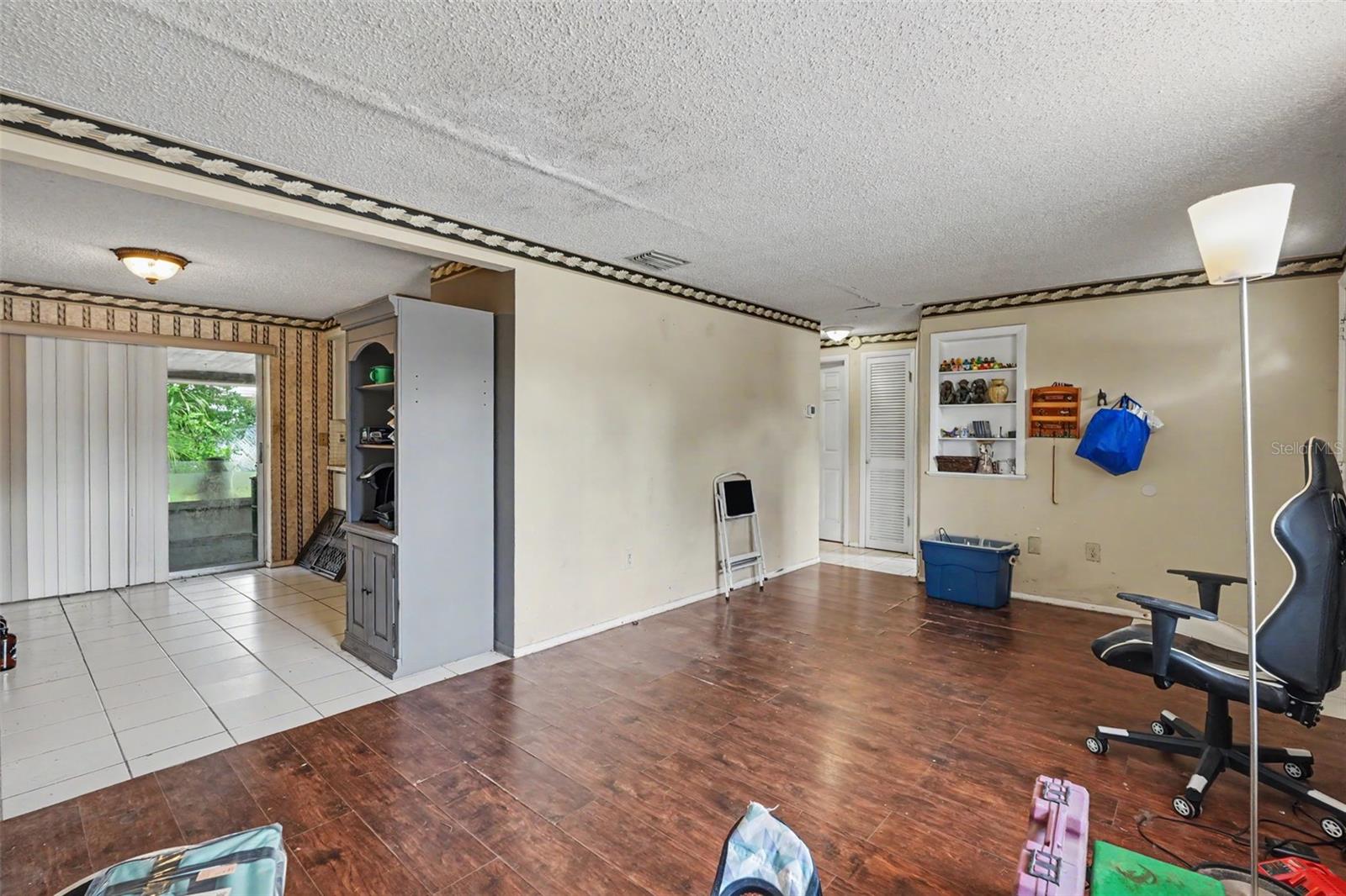 BEACON SQUARE - Residential