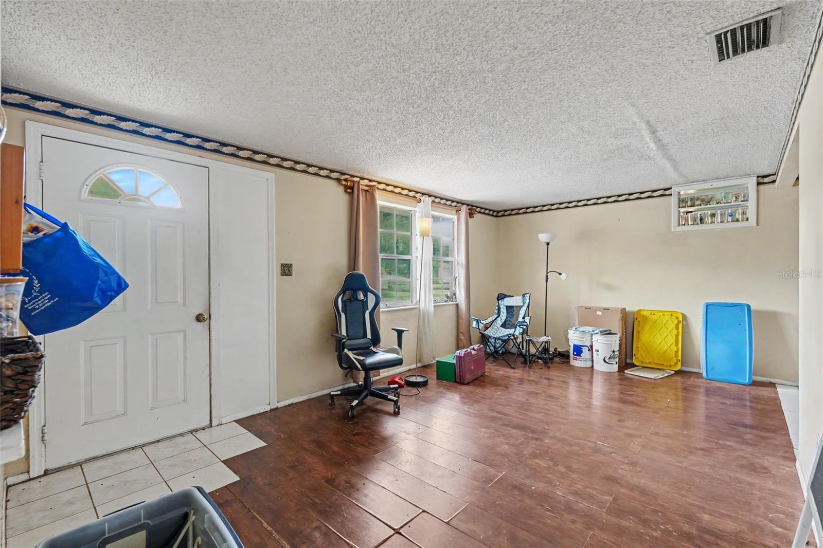 BEACON SQUARE - Residential