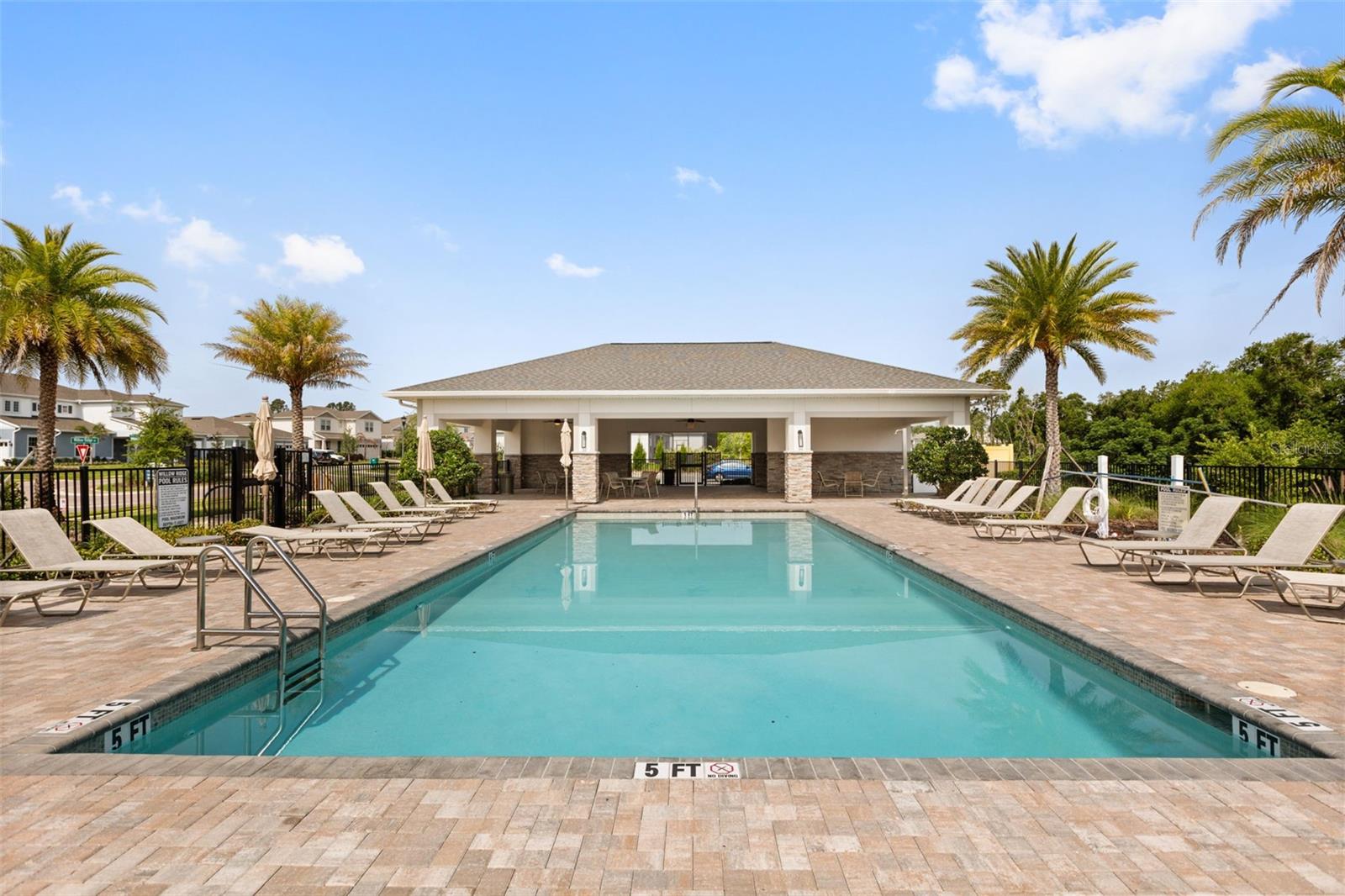 WILLOW RIDGE - Residential