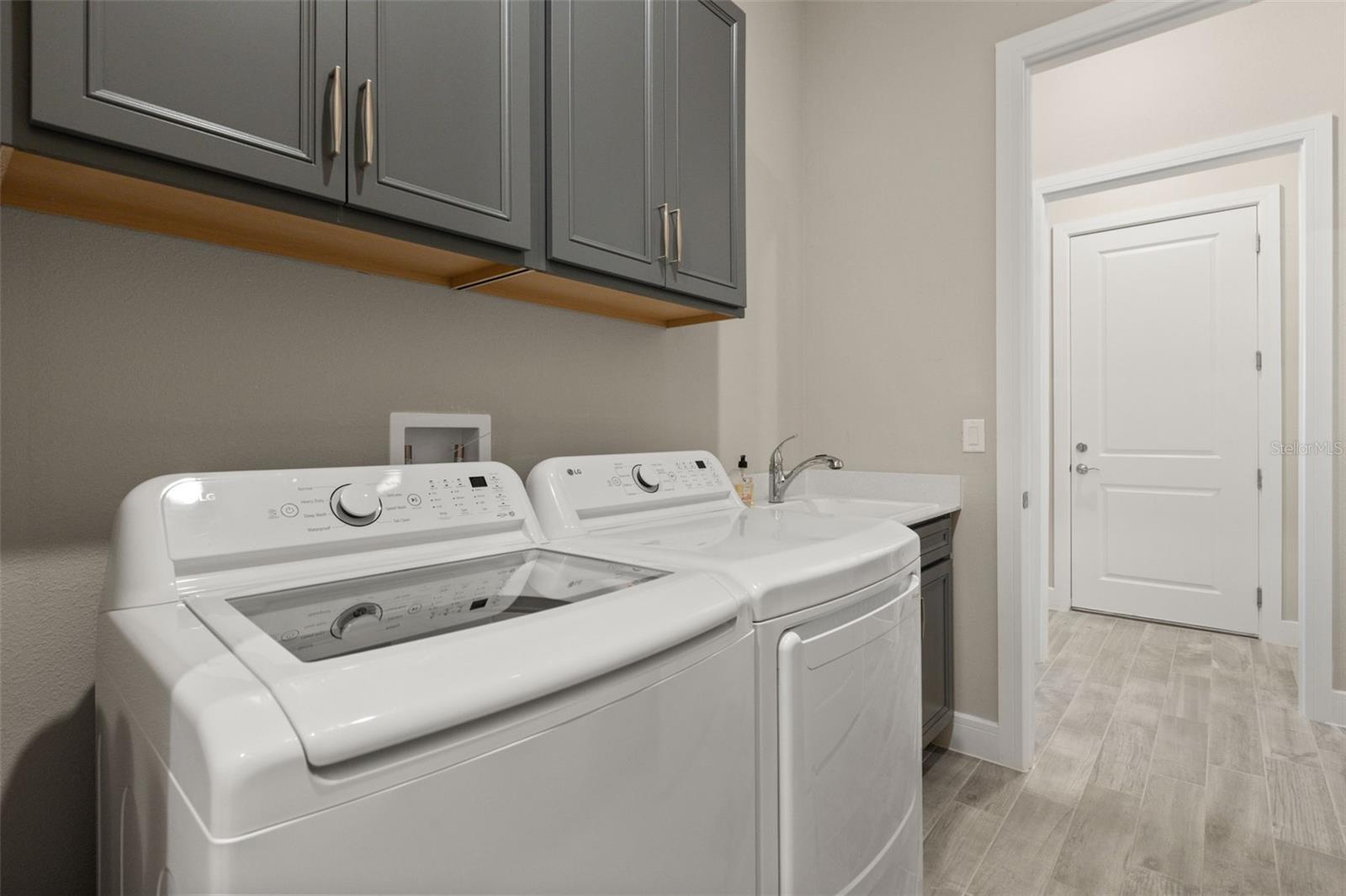 WILLOW RIDGE - Residential