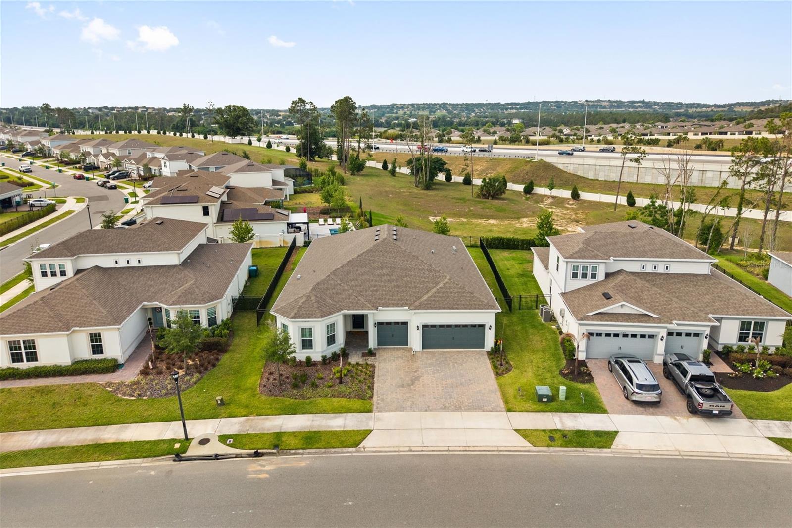 WILLOW RIDGE - Residential