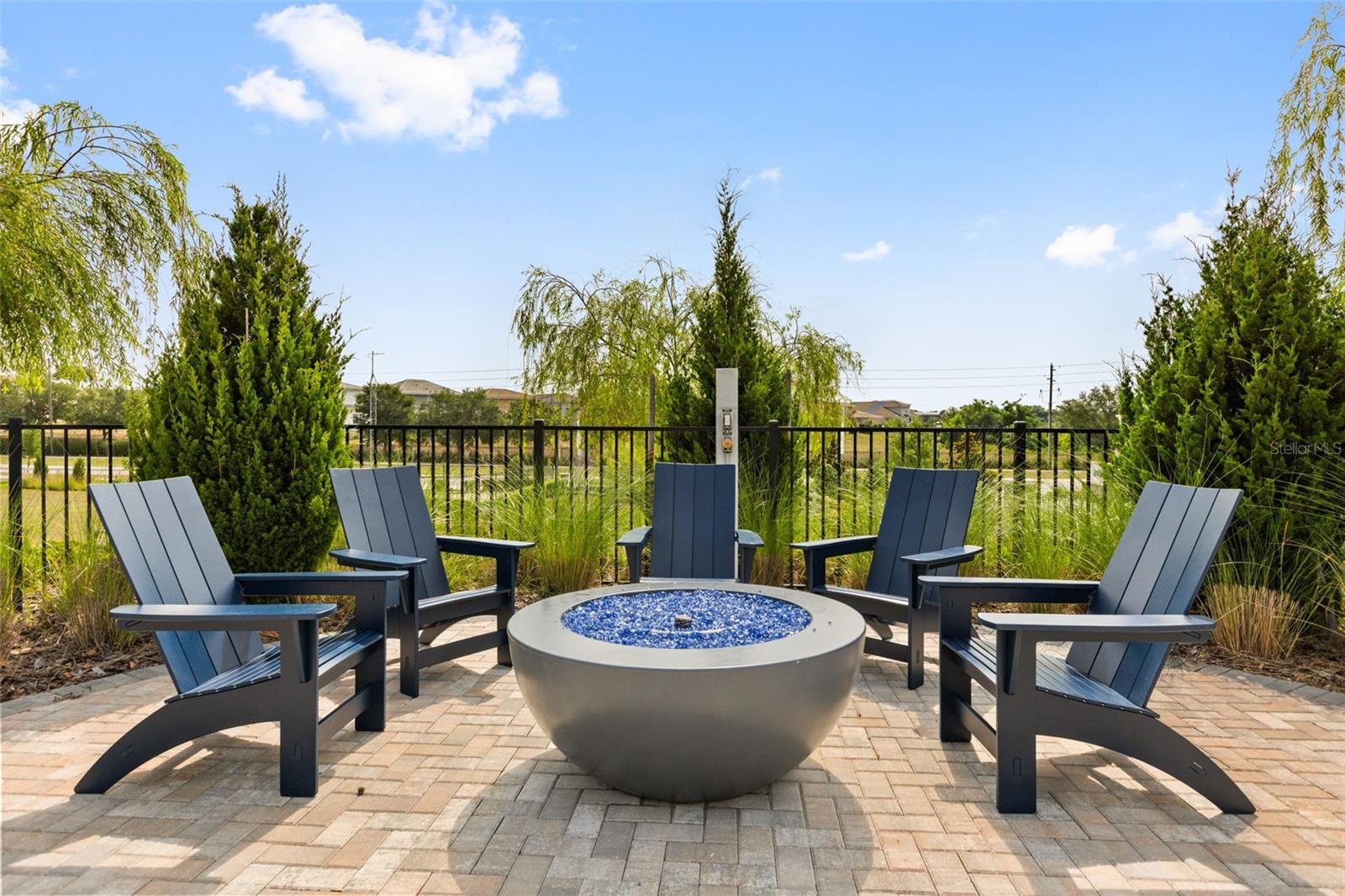 WILLOW RIDGE - Residential
