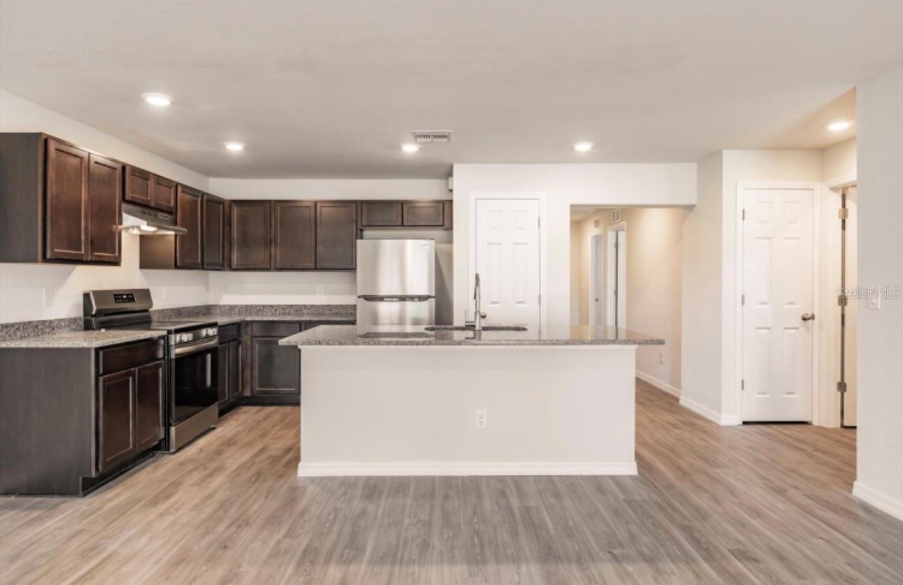 PORT CHARLOTTE SEC72 14294 - Residential Income