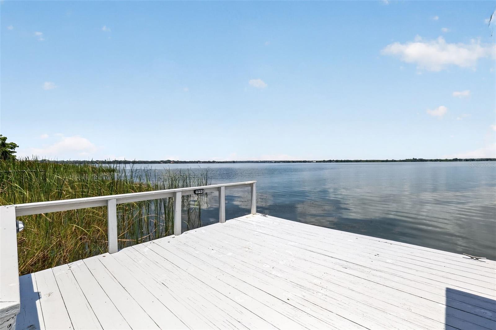 SQUIRREL POINT - Residential