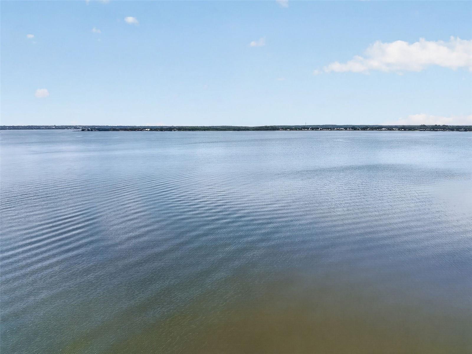 SQUIRREL POINT - Residential