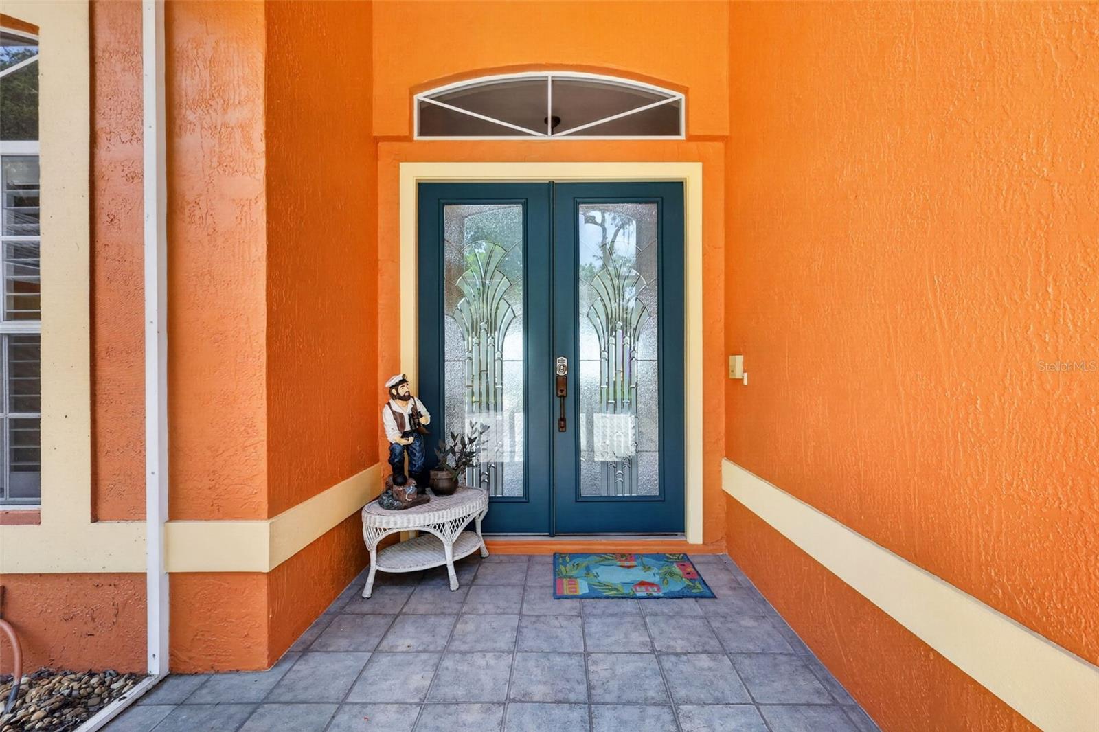 SQUIRREL POINT - Residential