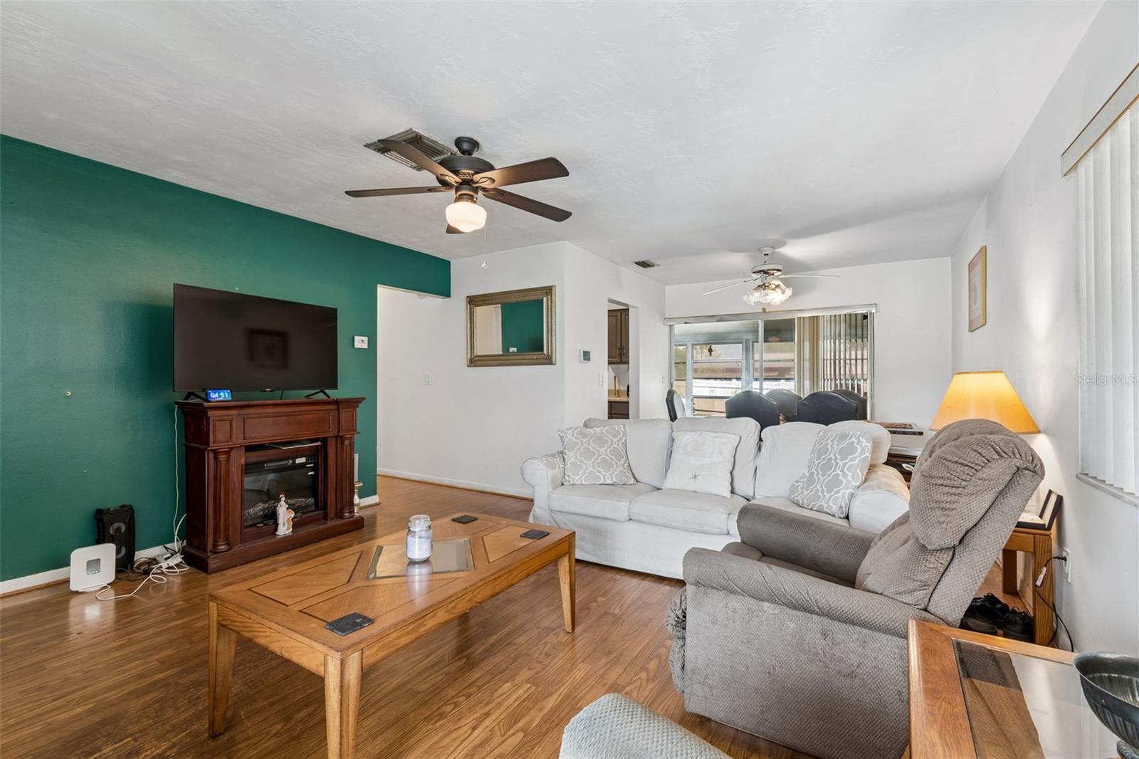SPRING HILL - Residential