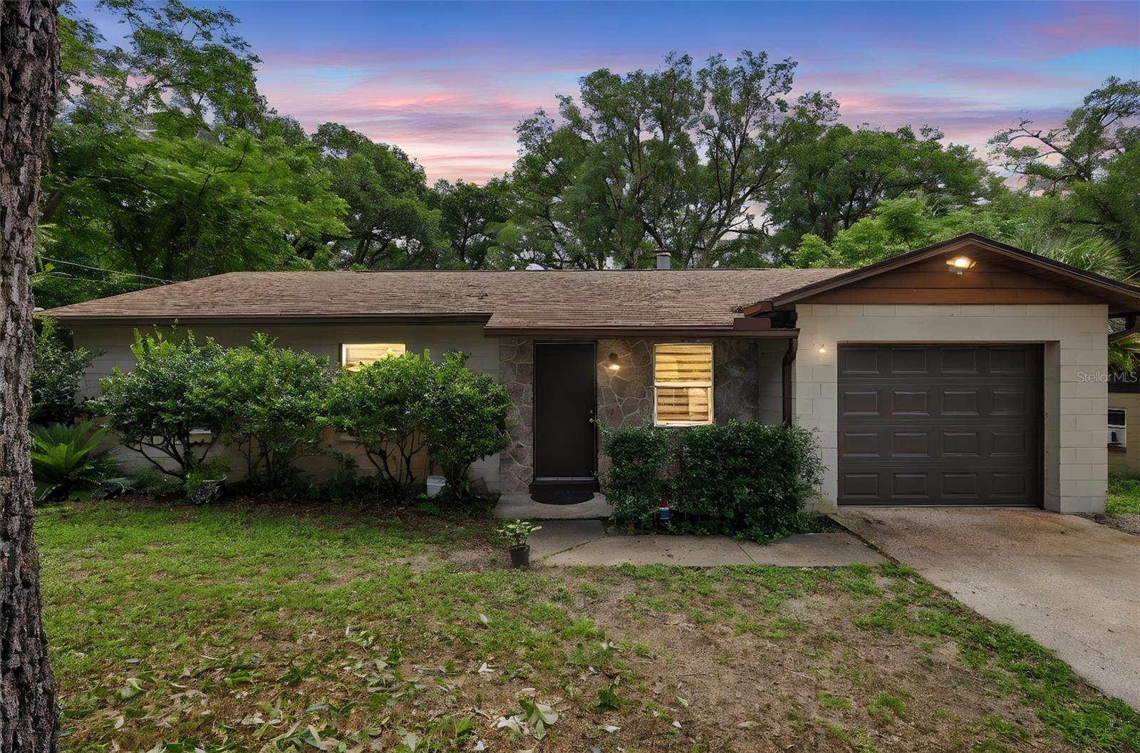 SPRING HOLLOW - Residential