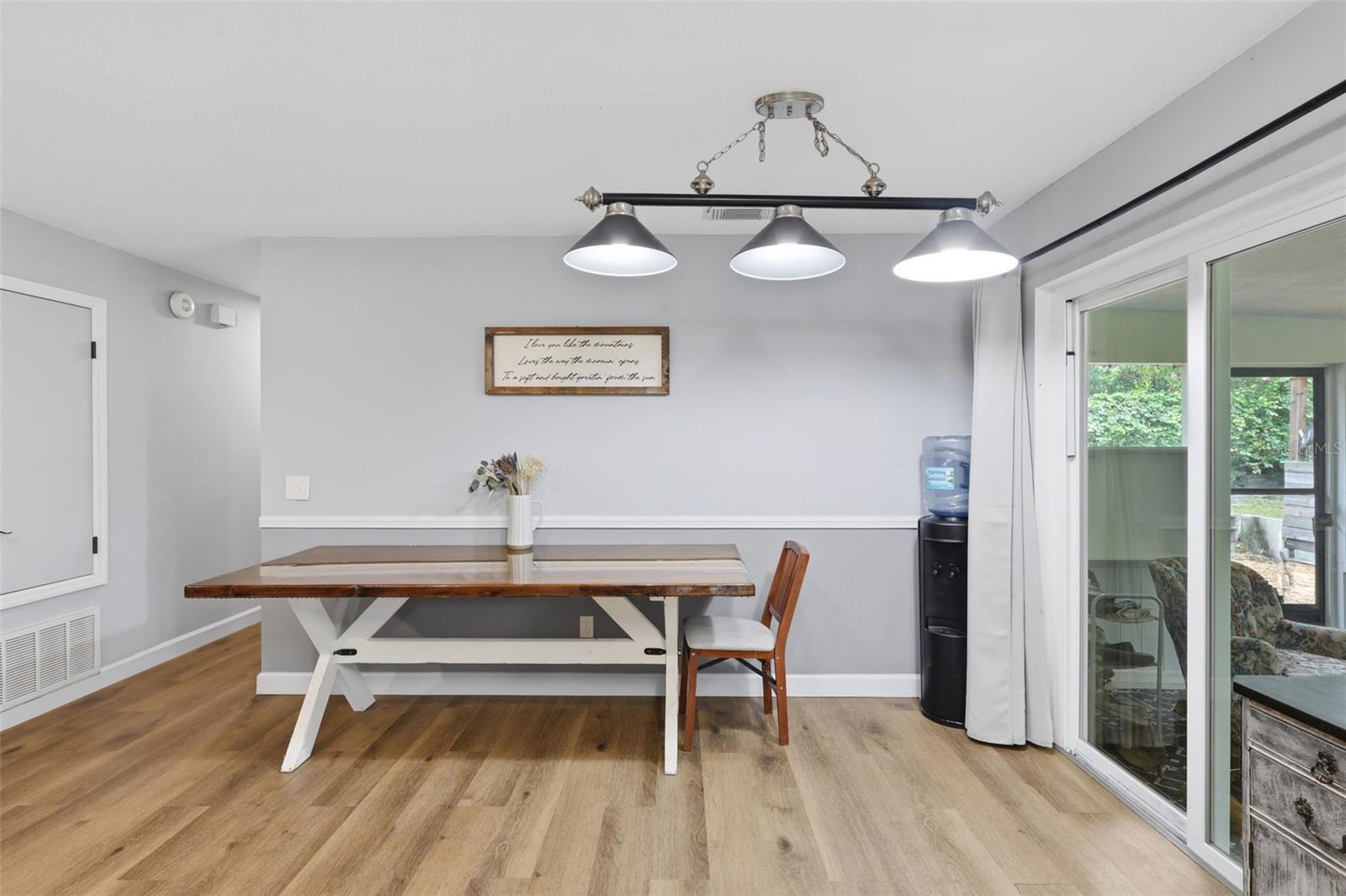 SPRING HOLLOW - Residential