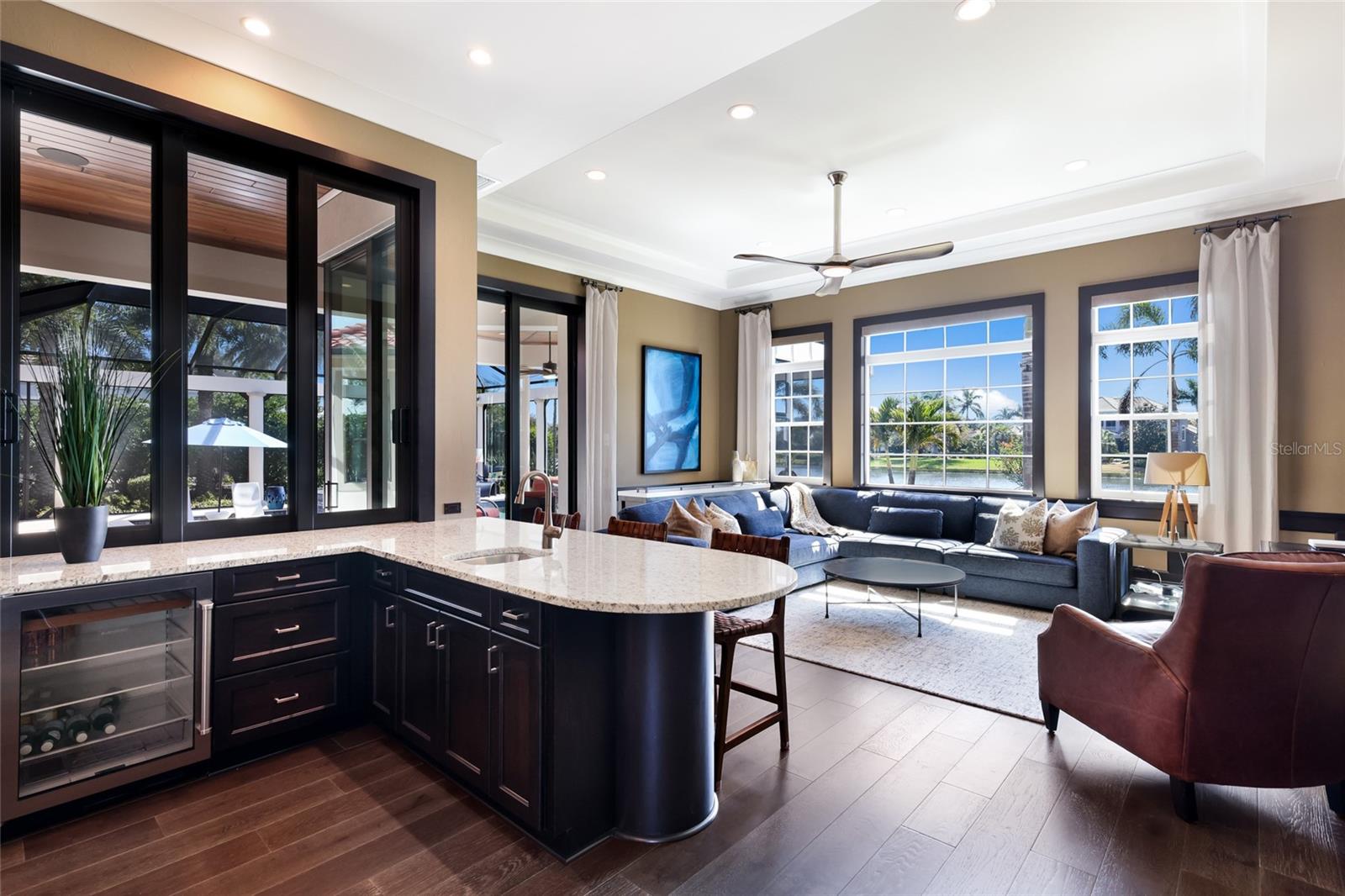 LAKE CLUB PH II - Residential