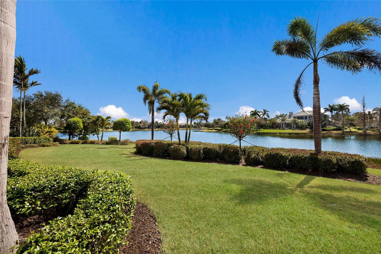 LAKE CLUB PH II - Residential