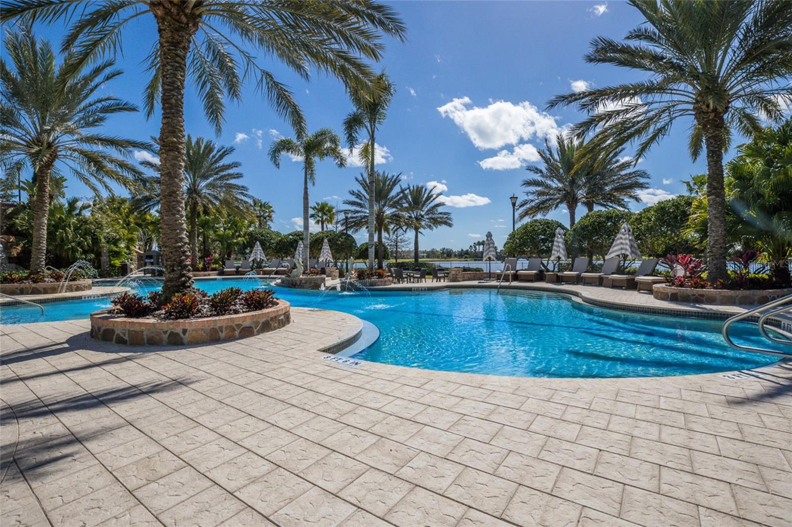 LAKE CLUB PH II - Residential