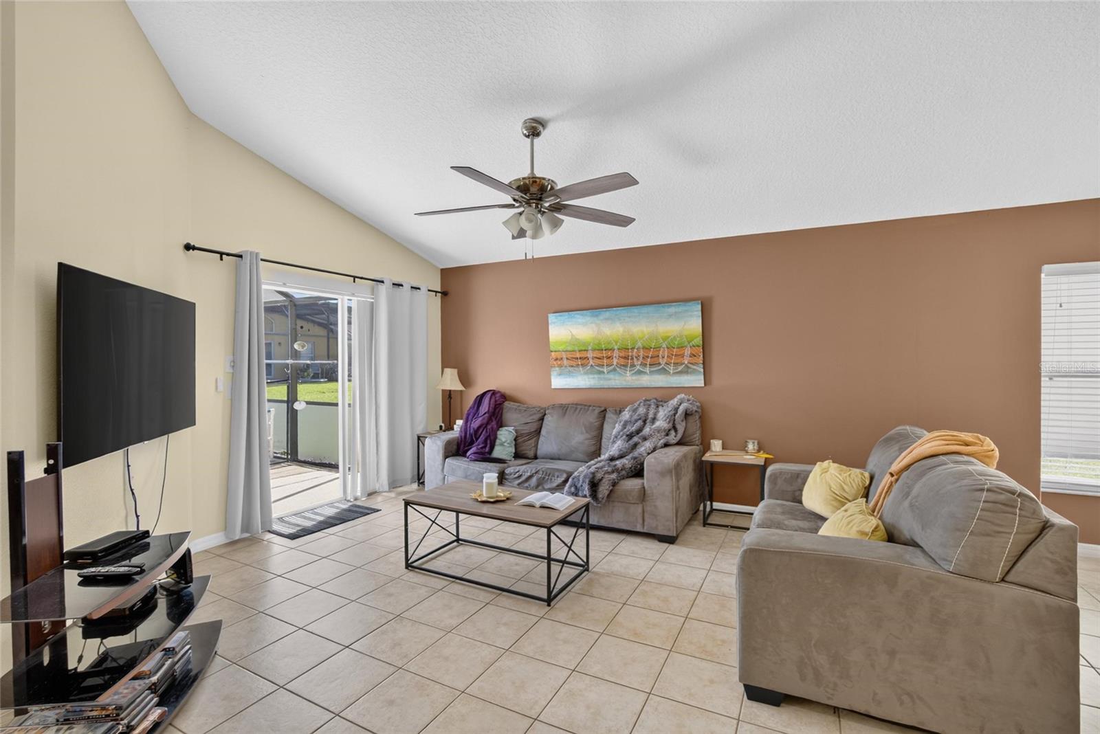 SOLANA - Residential