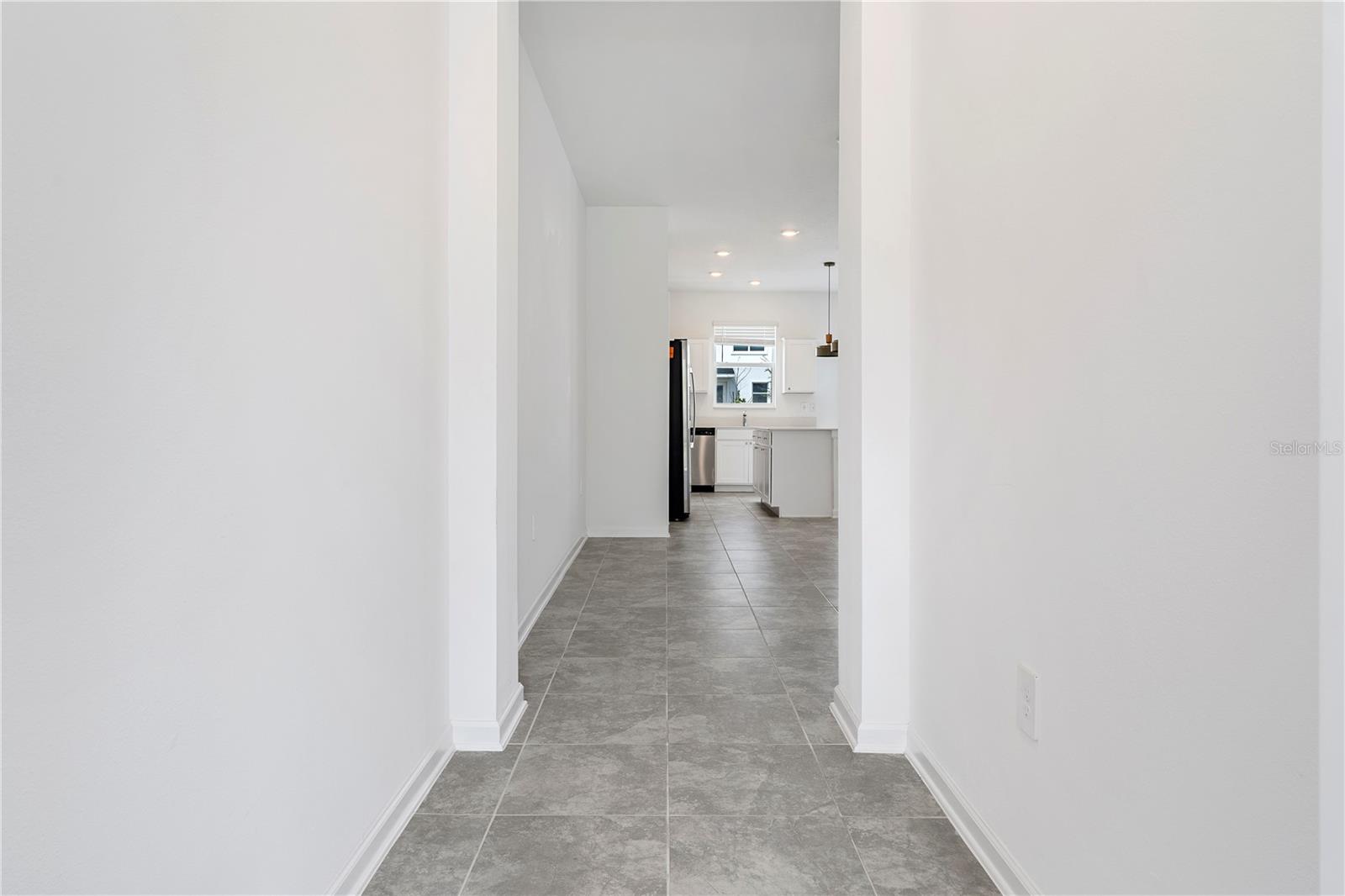 CHAMPIONS POINTE - Residential Lease