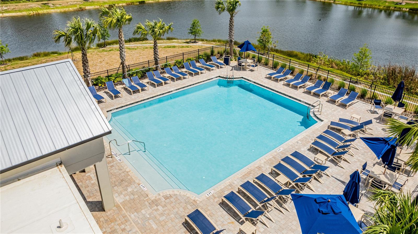 CHAMPIONS POINTE - Residential Lease
