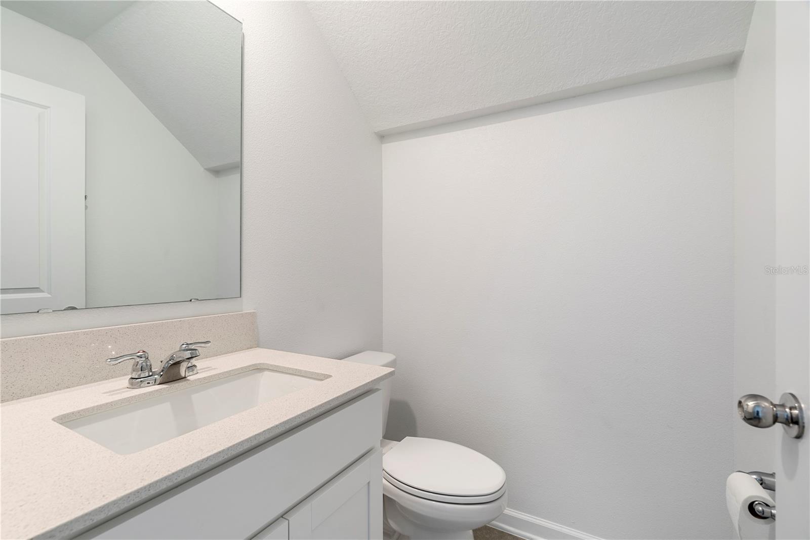 CHAMPIONS POINTE - Residential Lease