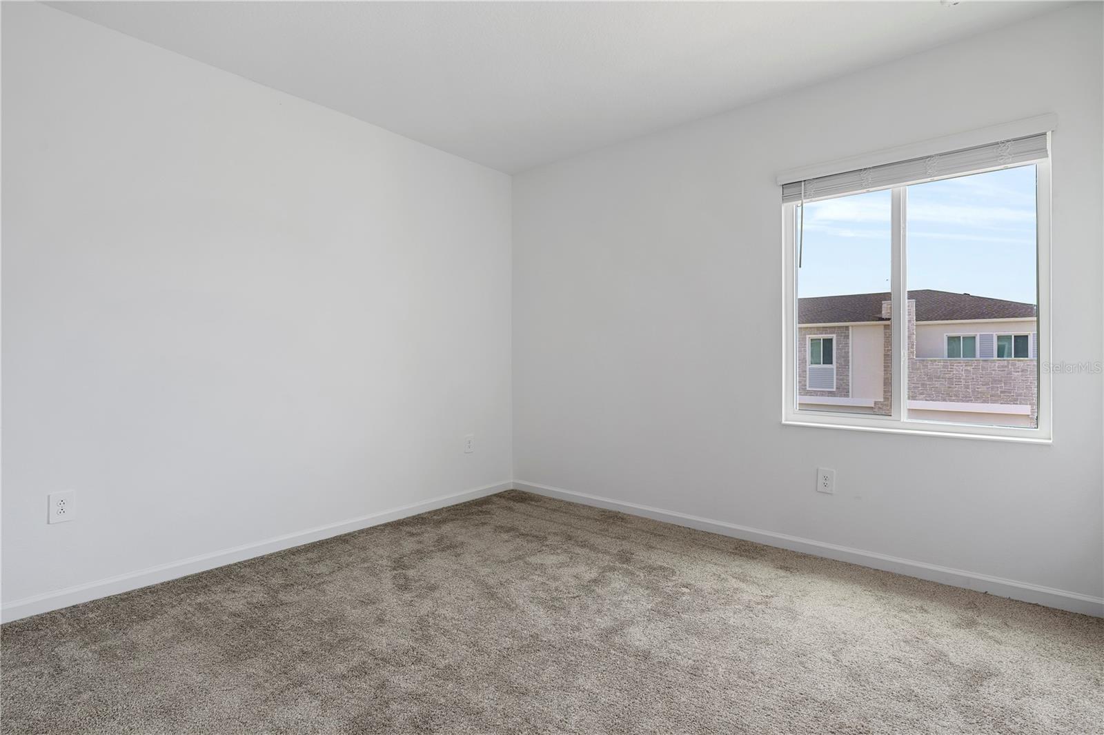CHAMPIONS POINTE - Residential Lease
