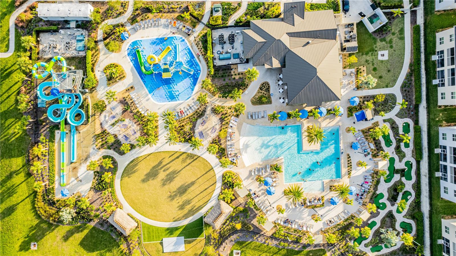 CHAMPIONS POINTE - Residential Lease