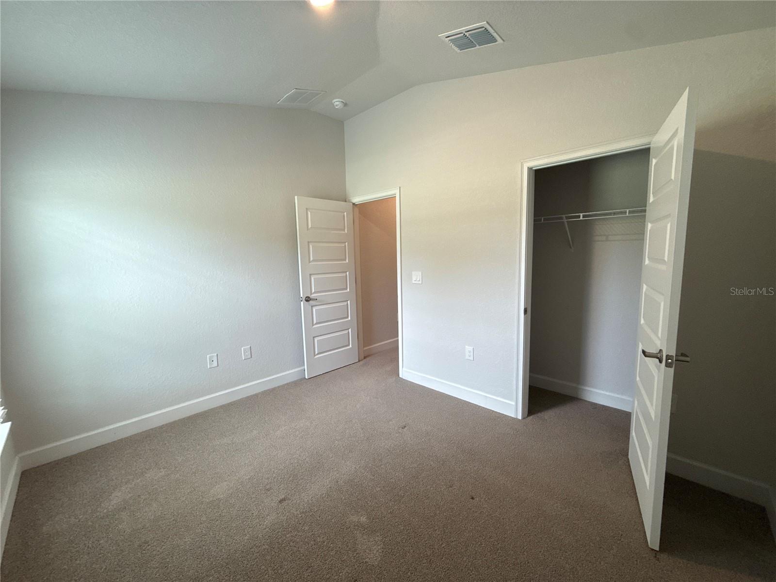 ST JAMES PARK - Residential Lease