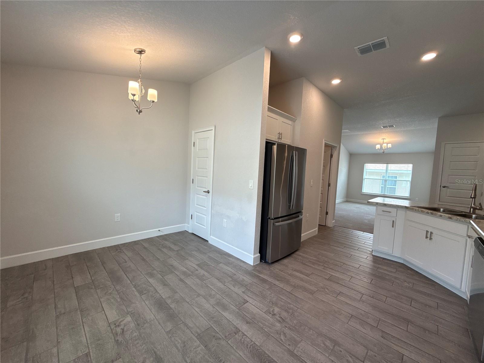 ST JAMES PARK - Residential Lease