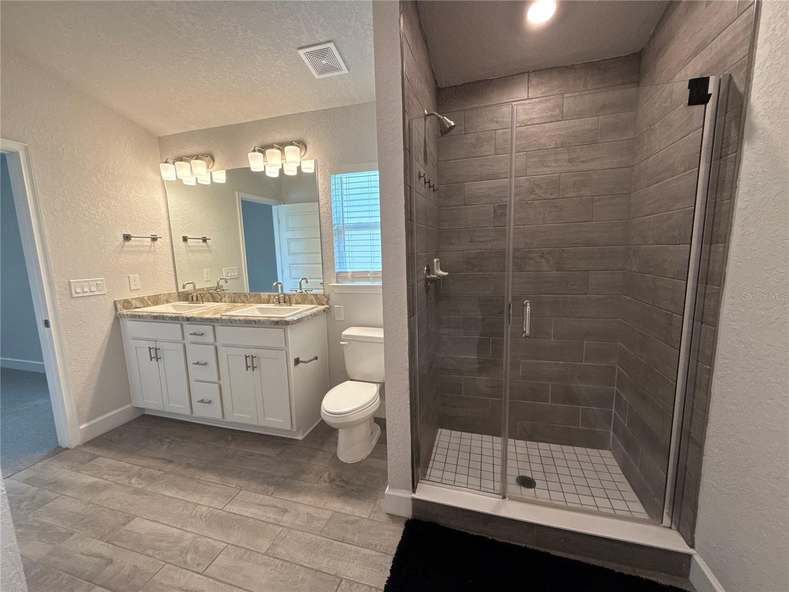ST JAMES PARK - Residential Lease