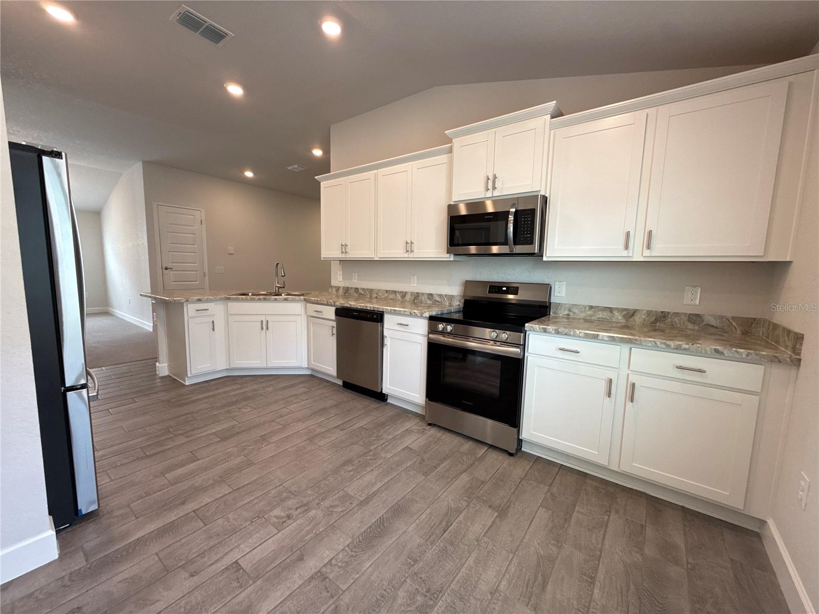ST JAMES PARK - Residential Lease