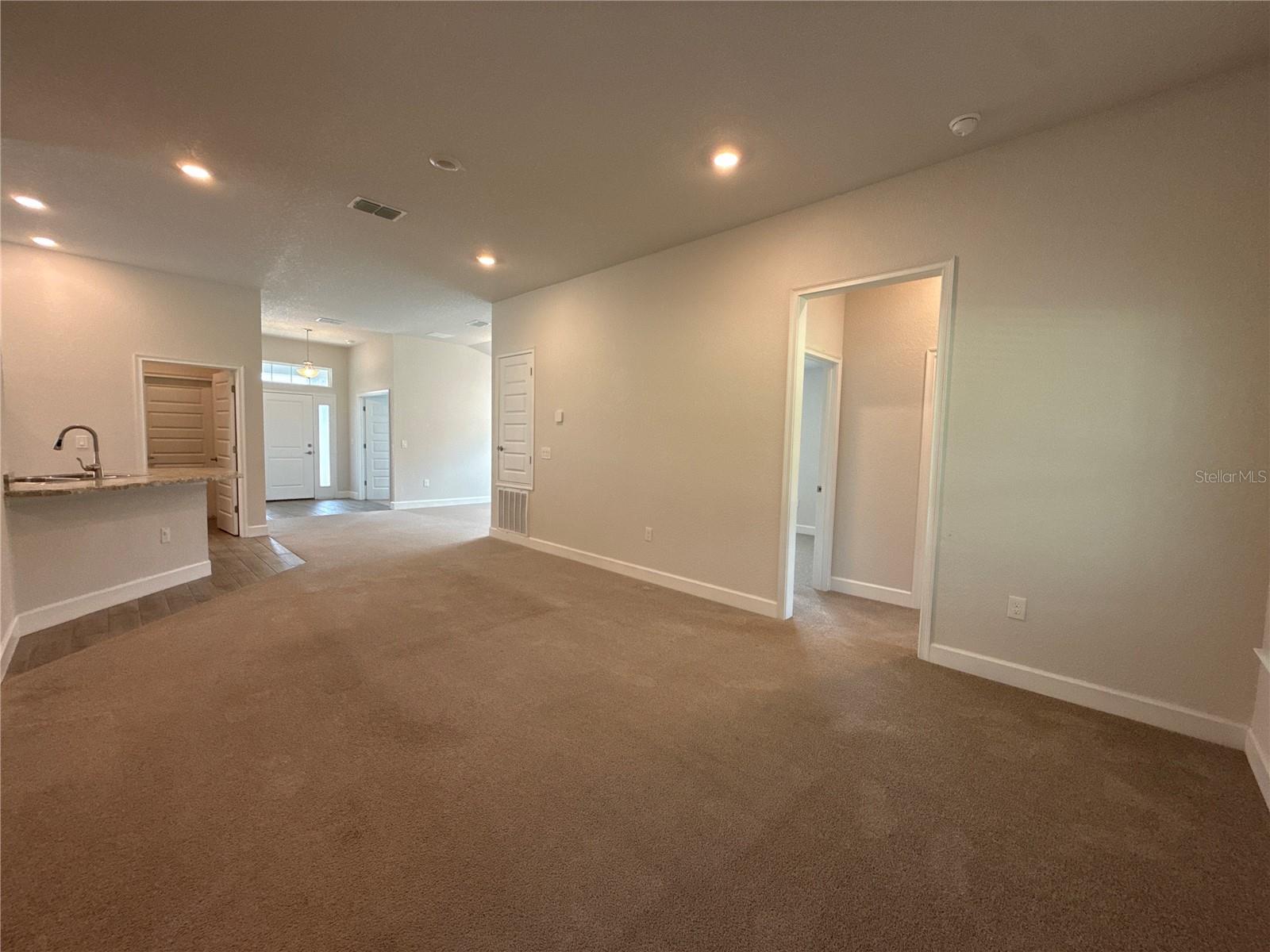 ST JAMES PARK - Residential Lease