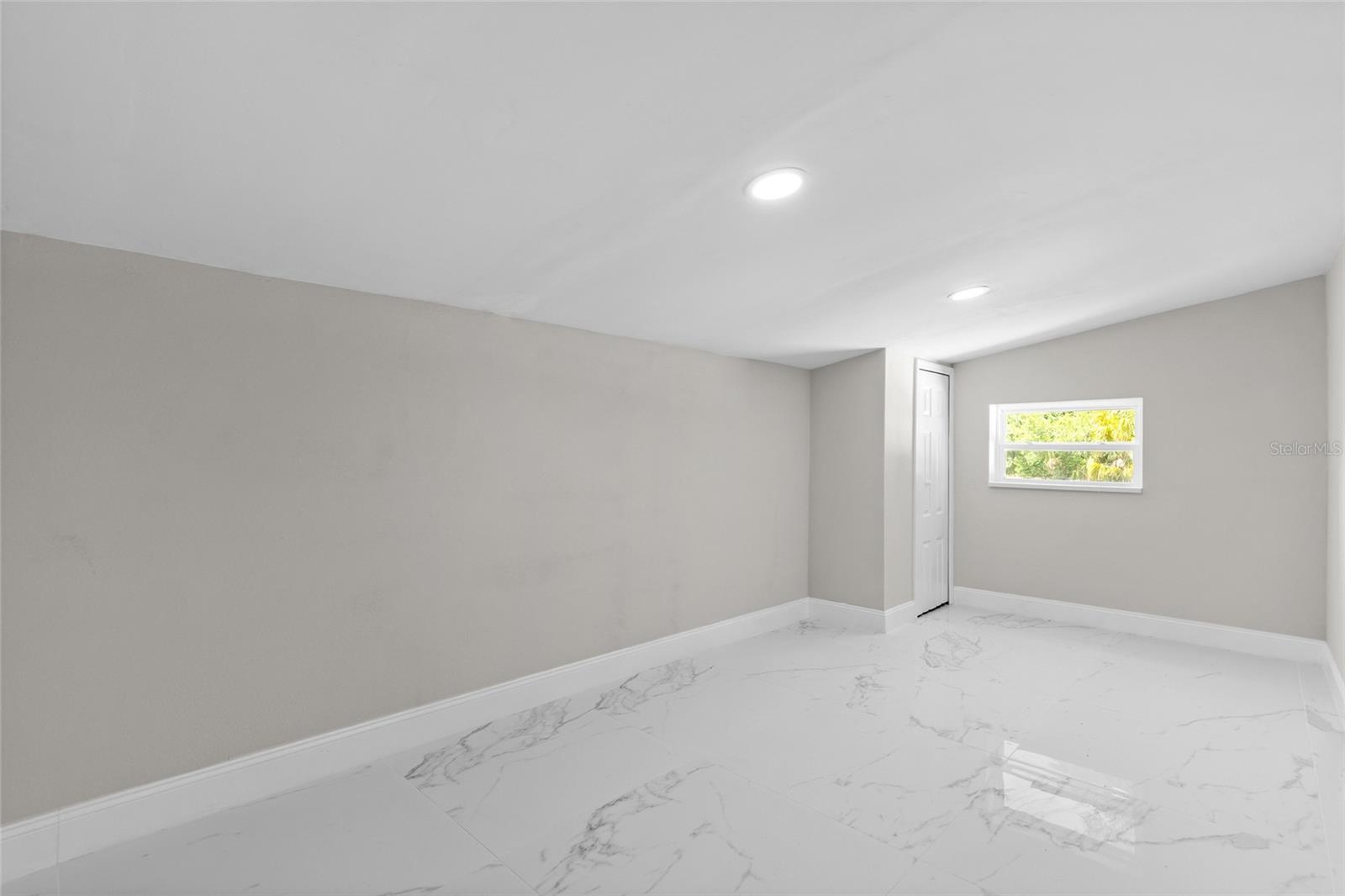 DUCK POND ADD TO CASSELBERRY - Residential