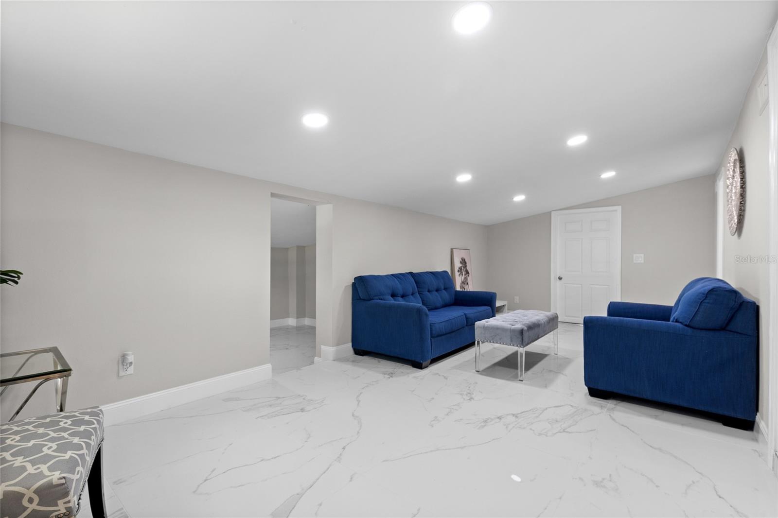 DUCK POND ADD TO CASSELBERRY - Residential