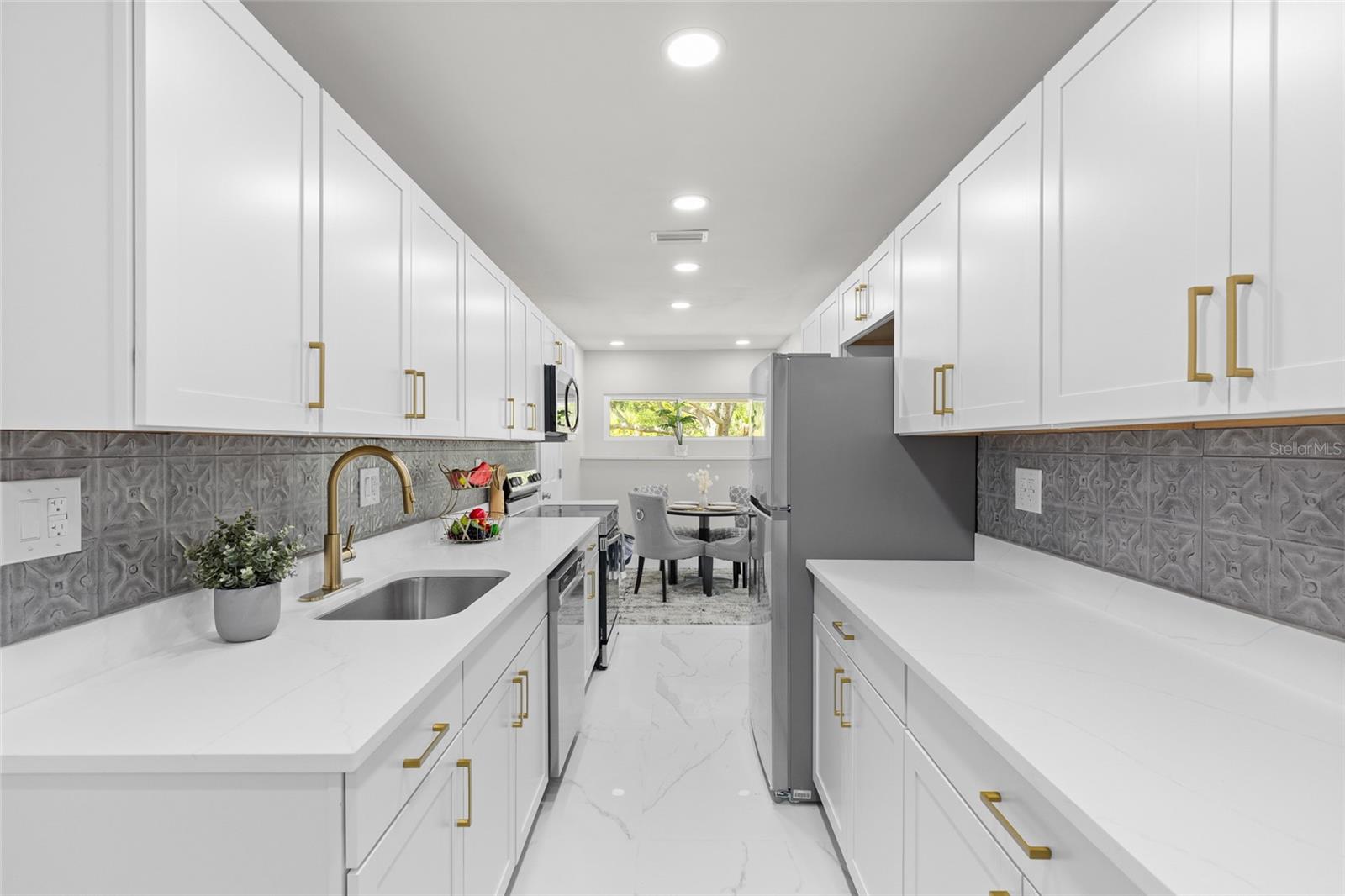 DUCK POND ADD TO CASSELBERRY - Residential