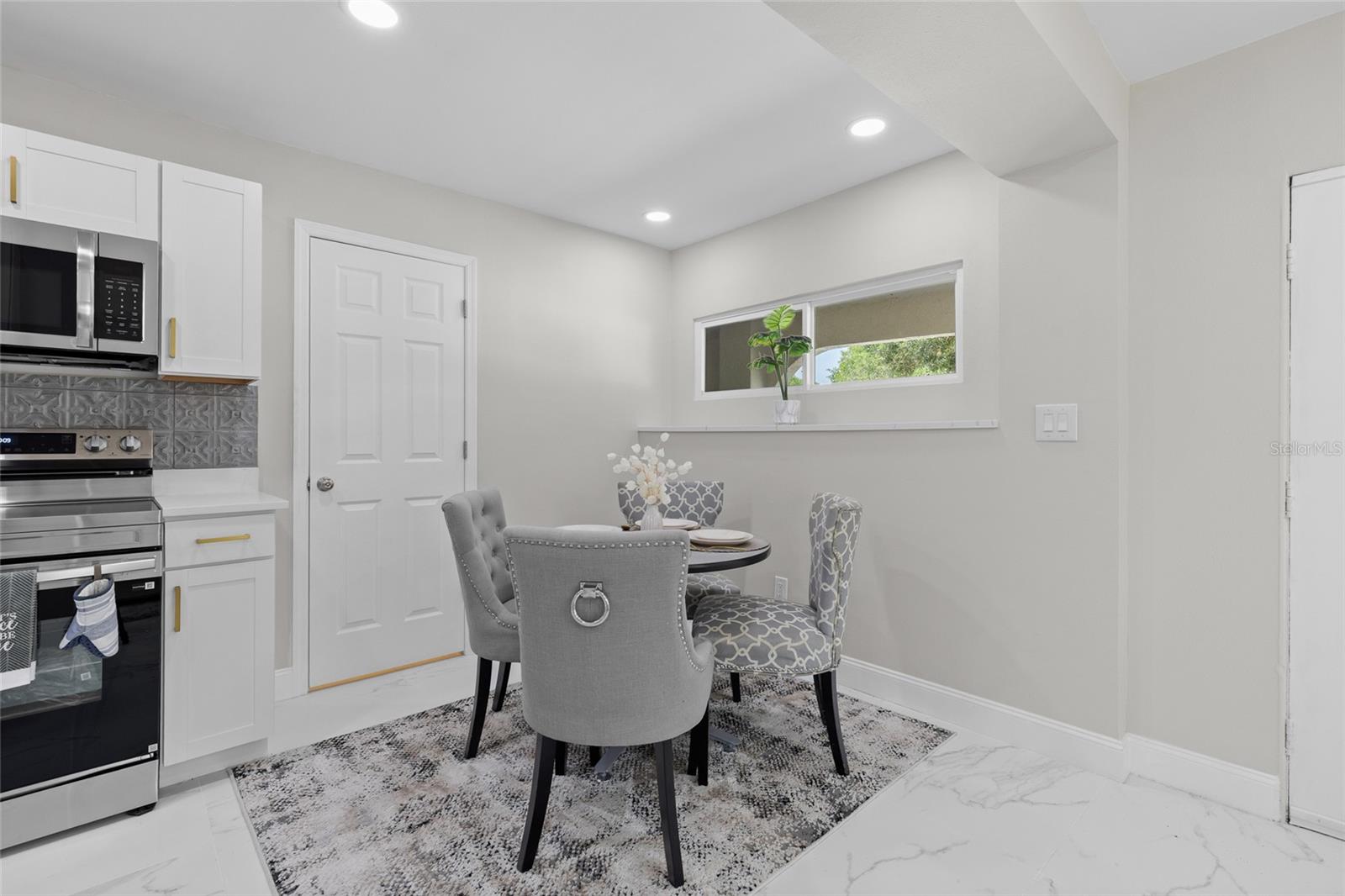 DUCK POND ADD TO CASSELBERRY - Residential