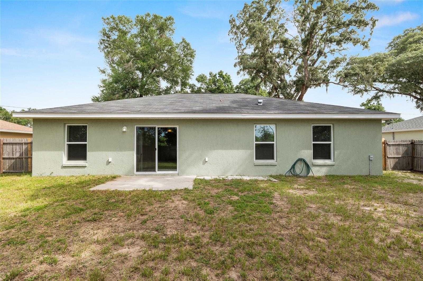 SILVER SPRINGS SHORES - Residential