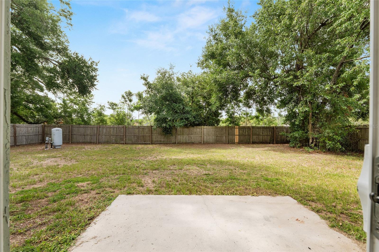 SILVER SPRINGS SHORES - Residential