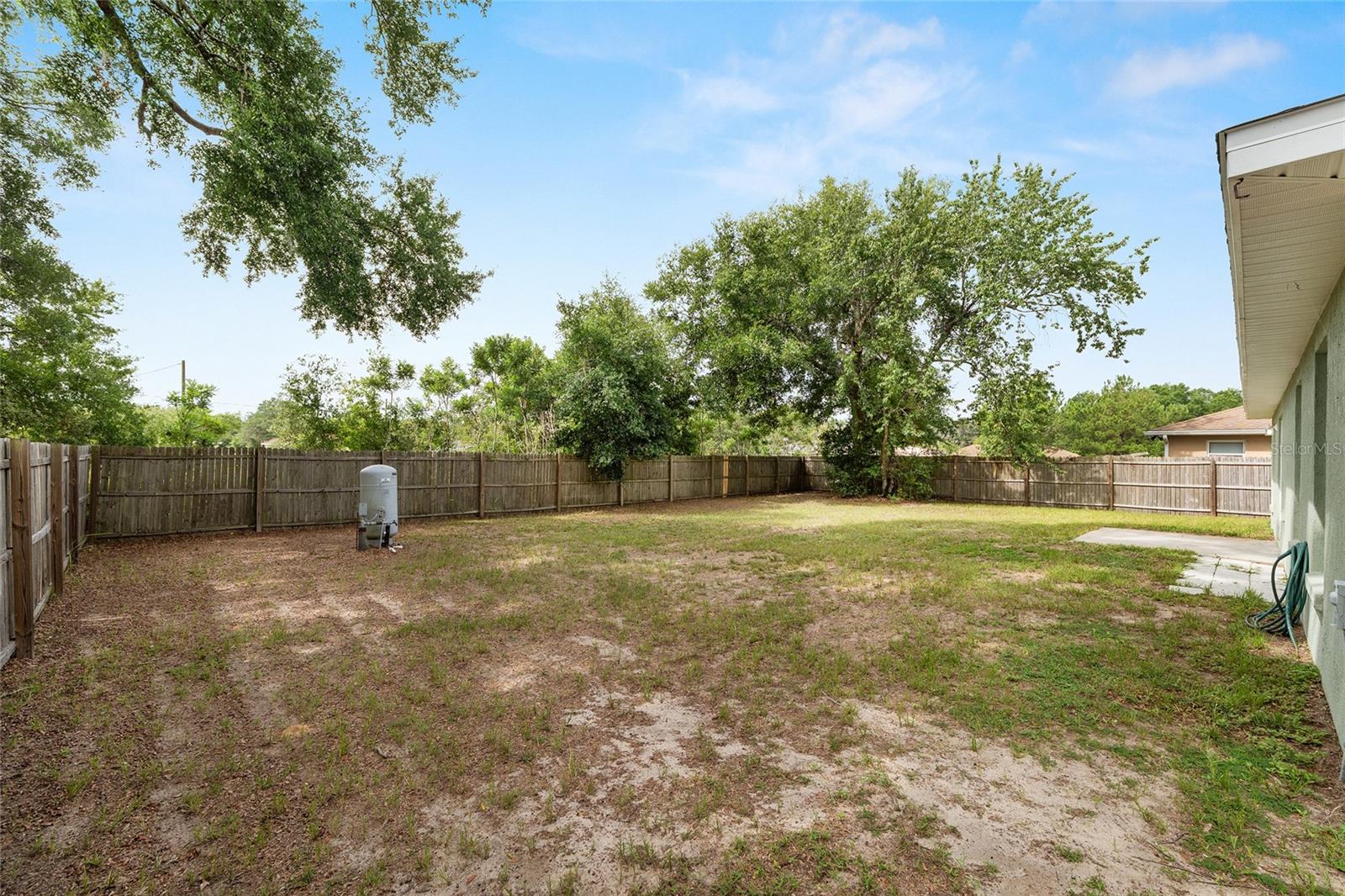 SILVER SPRINGS SHORES - Residential