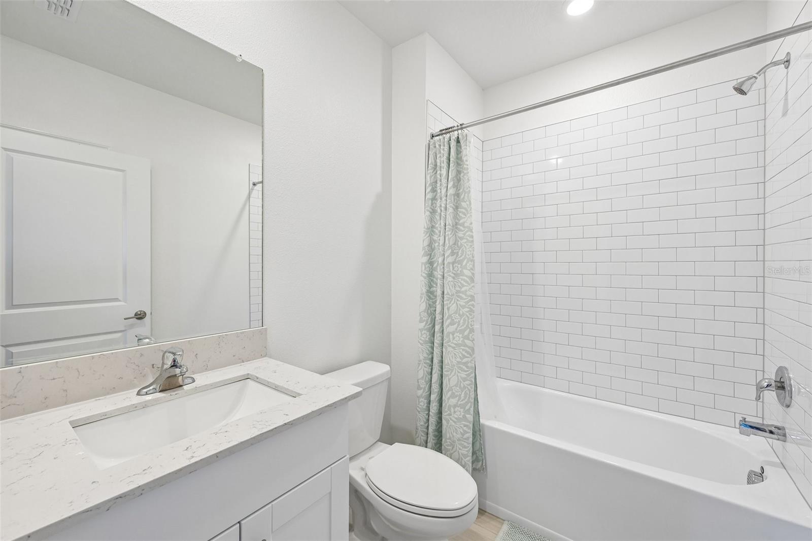PARRISH LKS PH IC1 AND IC2 - Residential