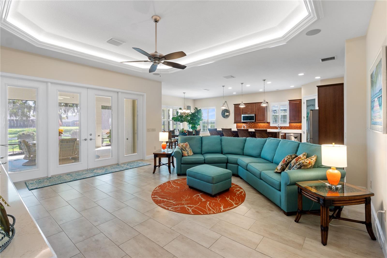 VILLAGES/SOUTHERN OAKS UN 43 - Residential