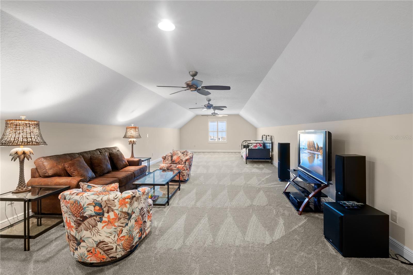 VILLAGES/SOUTHERN OAKS UN 43 - Residential