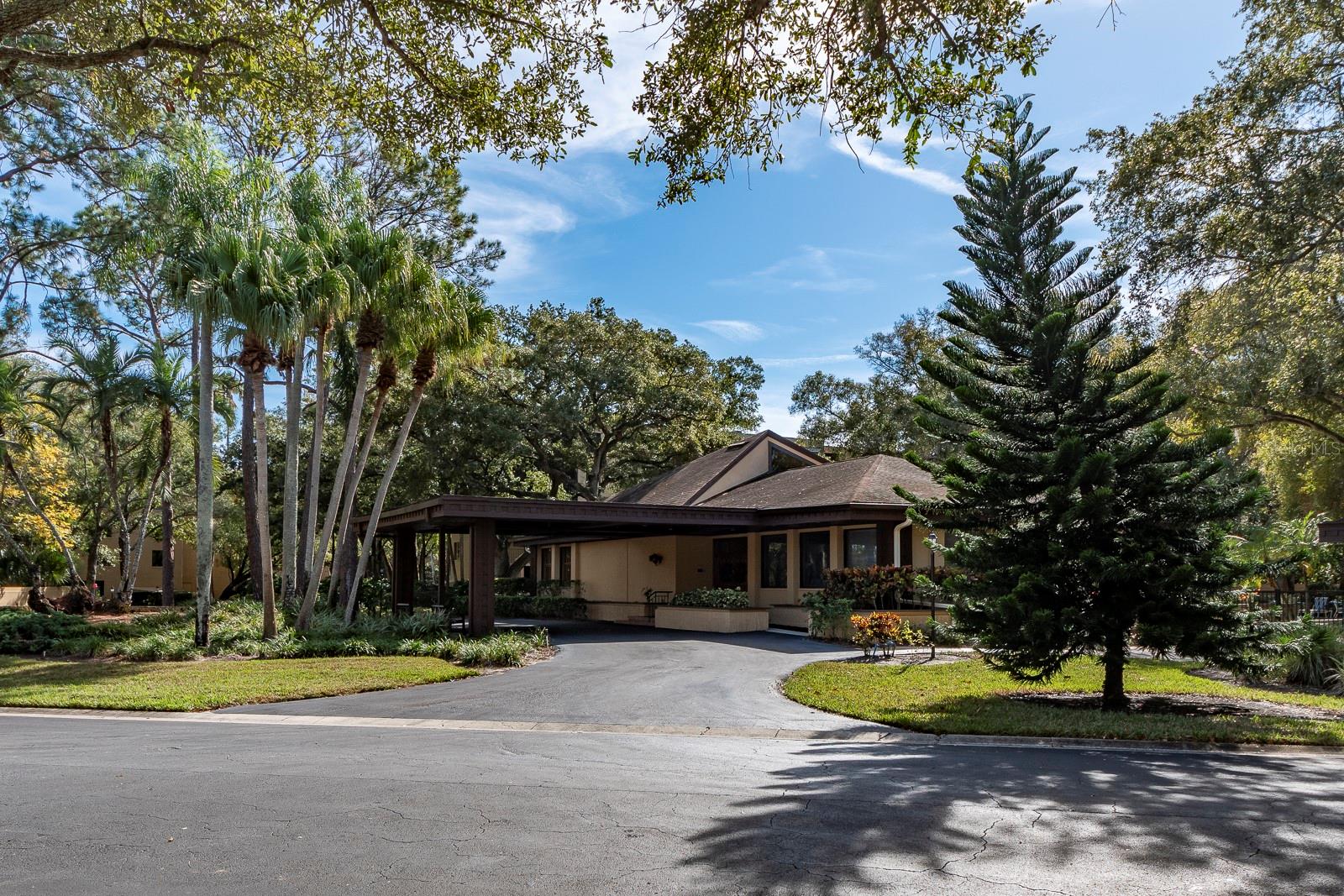 IMPERIAL PINES CONDO - Residential Lease