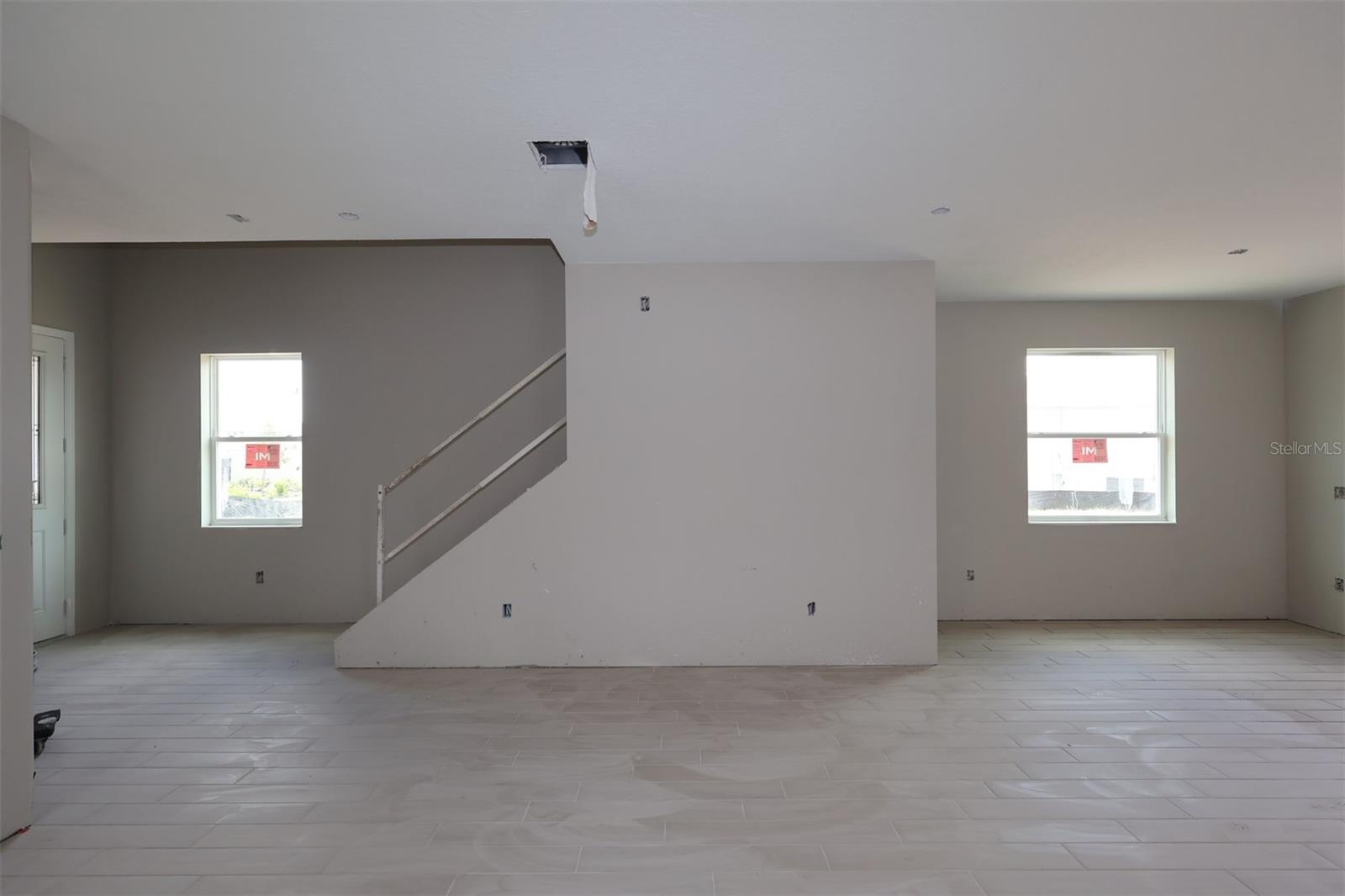 CENTER LAKE ON THE PARK - Residential