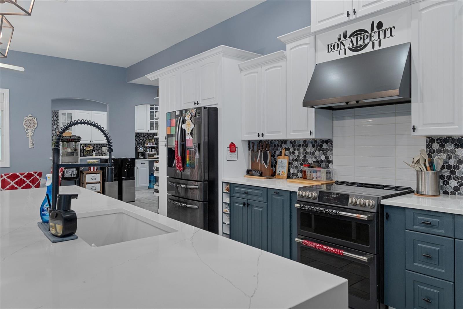 SPRING HILL - Residential