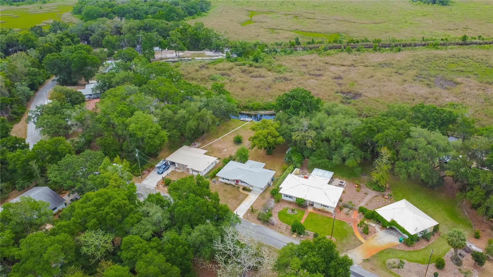 HICKORY HILL RETREATS UNIT 05 - Residential