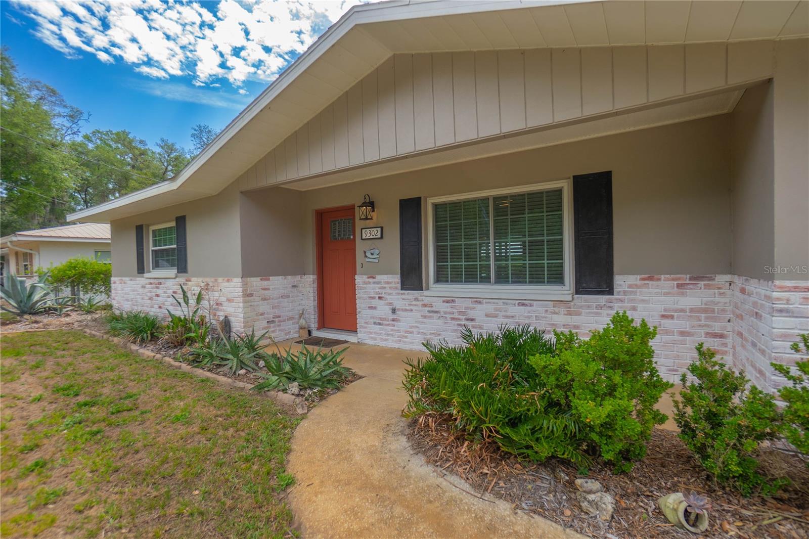 HICKORY HILL RETREATS UNIT 05 - Residential