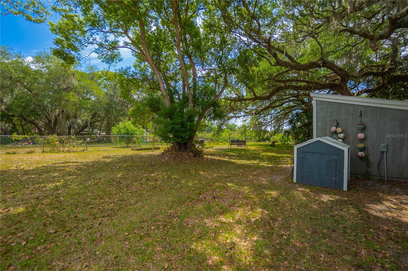 HICKORY HILL RETREATS UNIT 05 - Residential