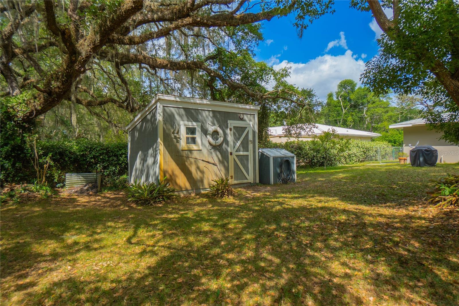 HICKORY HILL RETREATS UNIT 05 - Residential