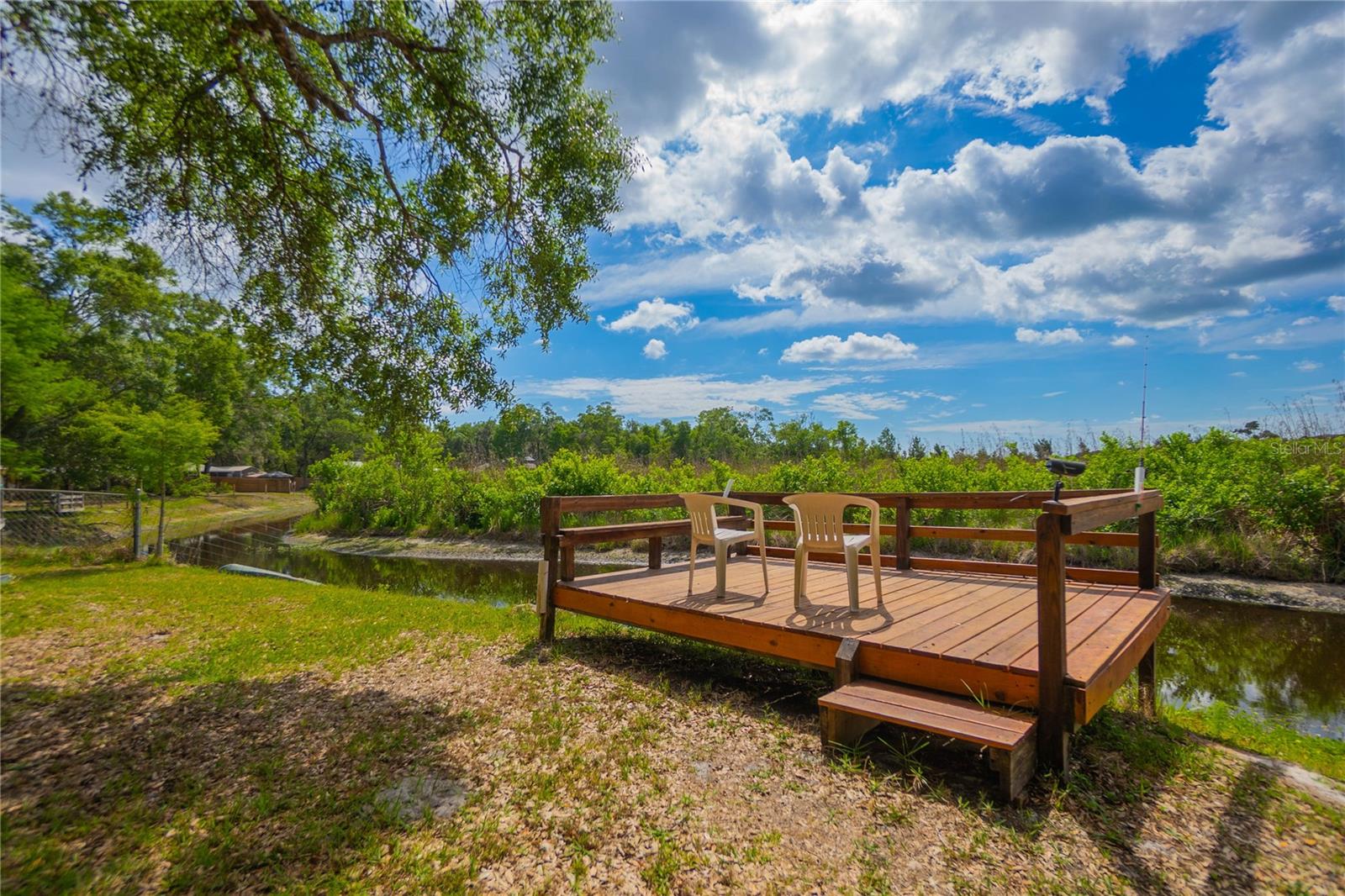 HICKORY HILL RETREATS UNIT 05 - Residential